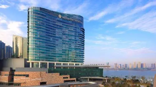 🏨 长沙两晚换宿 · 武陵源军地坪